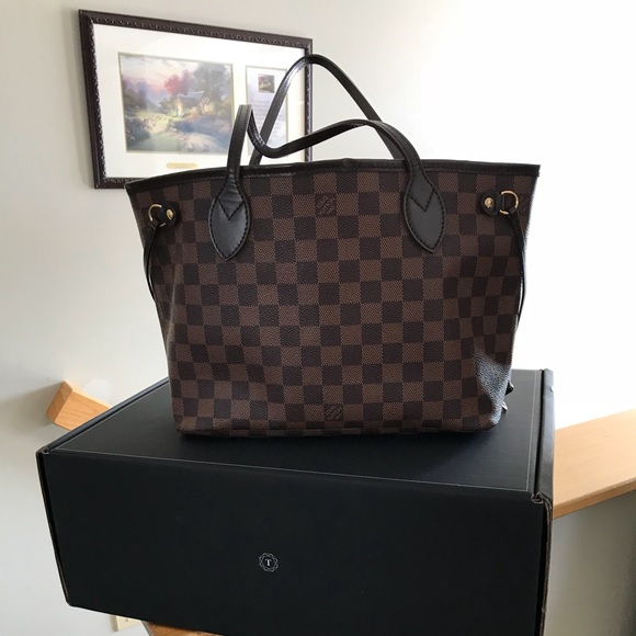 Louis Vuitton Handbags - Authentic Louis Vuitton never full pm